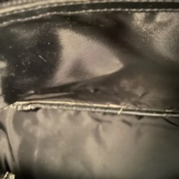 MCM Black and Gold Shoulder Bag - Picture 8 of 11